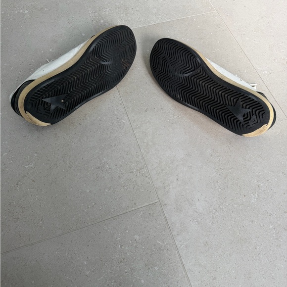 Golden Goose Ballstar Sneakers - Picture 6 of 8